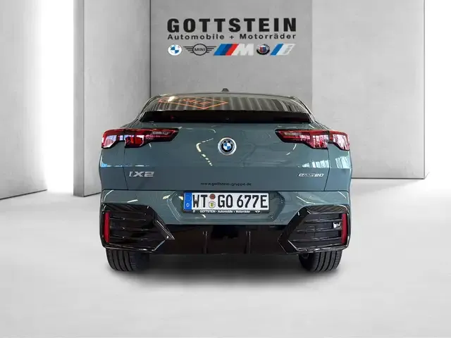 BMW iX2