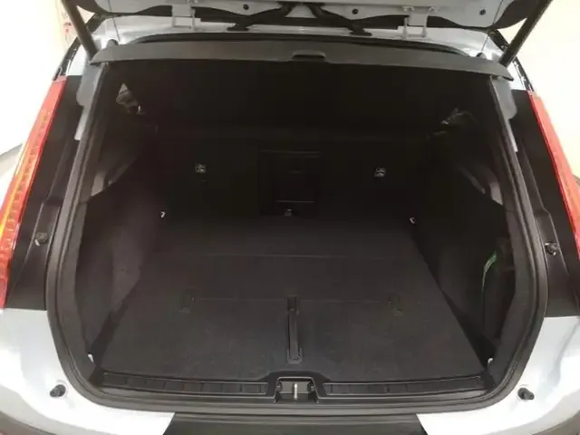 Volvo EX40