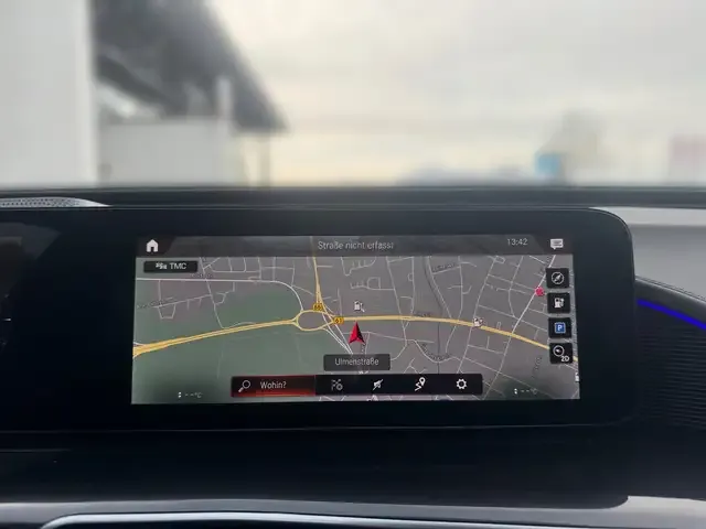 Mercedes-Benz EQC 400