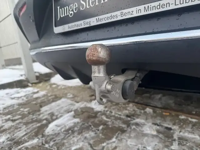 Mercedes-Benz EQC 400