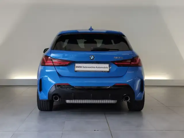 BMW 128