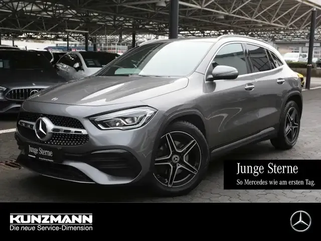 Mercedes-Benz GLA 250