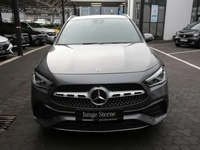 Mercedes-Benz GLA 250
