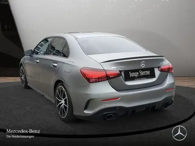 Mercedes-Benz A 35 AMG