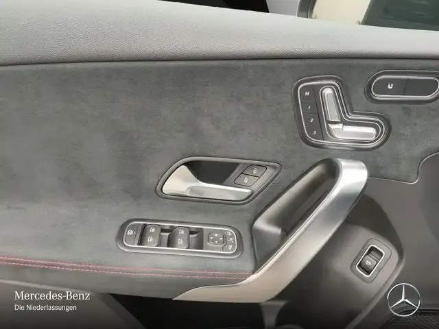 Mercedes-Benz A 35 AMG