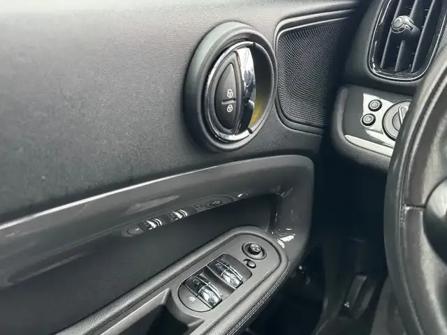 MINI Cooper SE Countryman