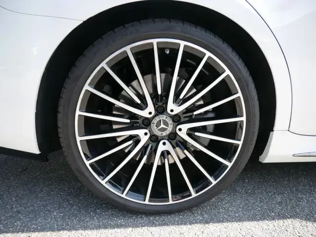 Mercedes-Benz S 580