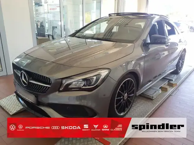 Mercedes-Benz CLA 200
