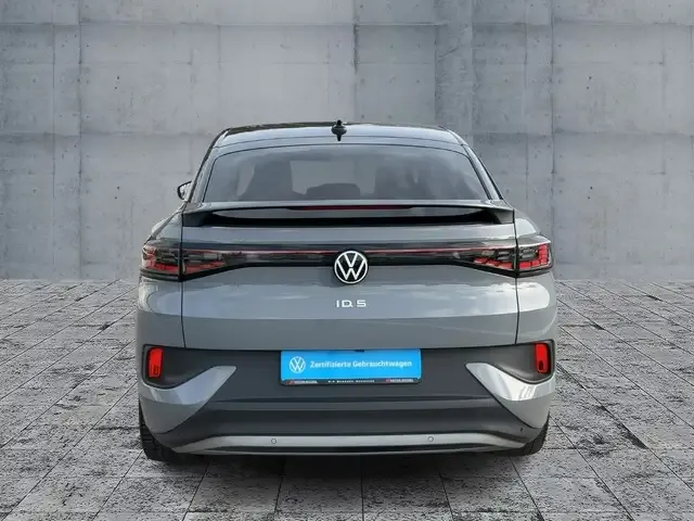 Volkswagen ID.5