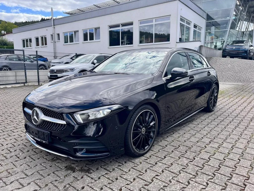 Mercedes-Benz A 220