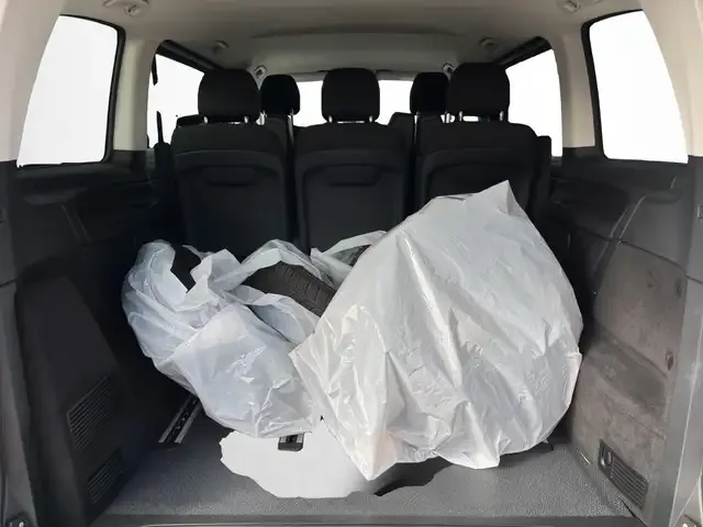Mercedes-Benz V 220