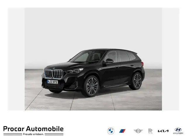 BMW iX1