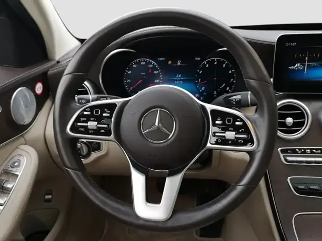 Mercedes-Benz C 400