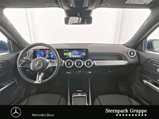 Mercedes-Benz EQB 300