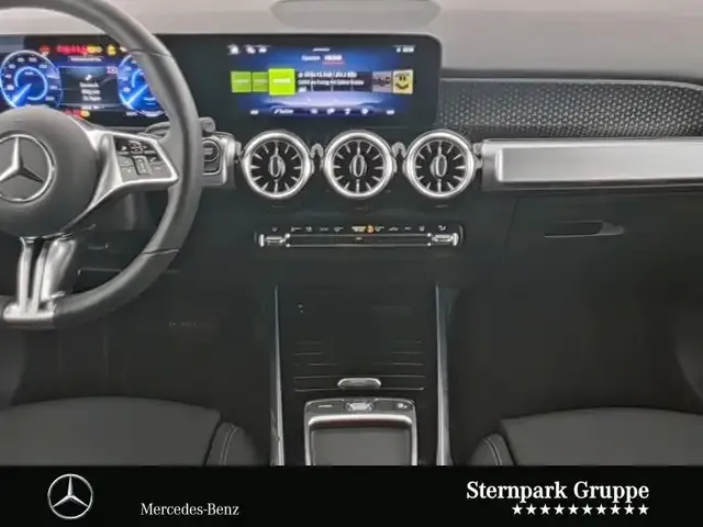 Mercedes-Benz EQB 300