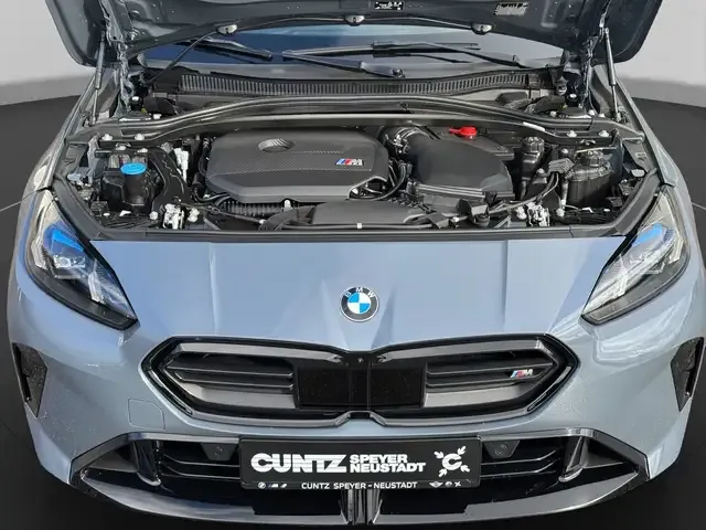 BMW 235