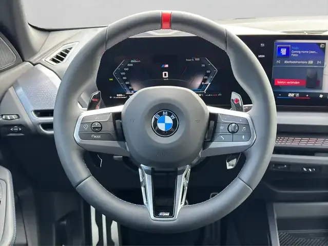 BMW 235