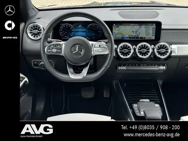 Mercedes-Benz EQB 350