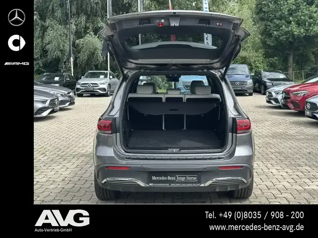 Mercedes-Benz EQB 350