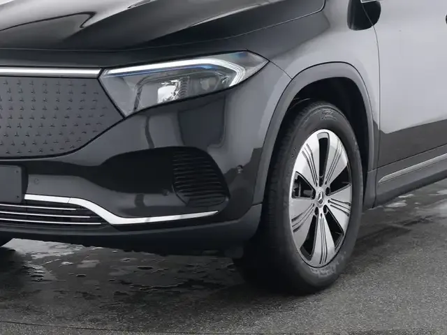 Mercedes-Benz EQA 300