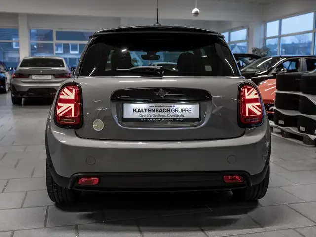 MINI Cooper SE