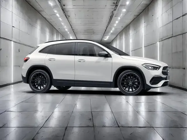 Mercedes-Benz GLA 220