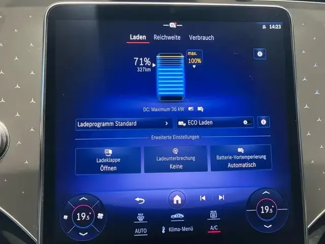 Mercedes-Benz EQE 300