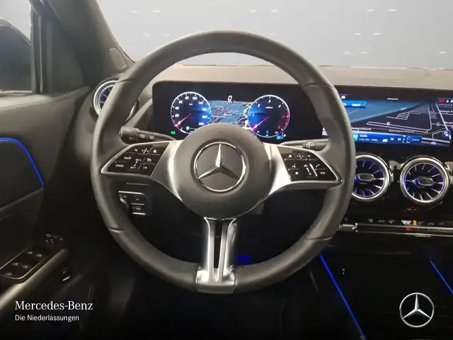 Mercedes-Benz GLA 180