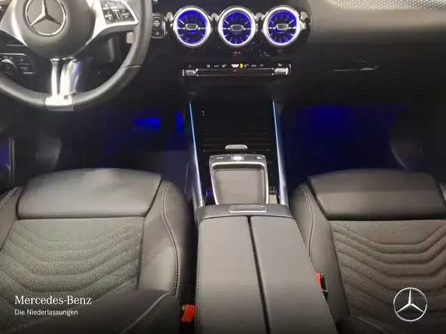 Mercedes-Benz GLA 180