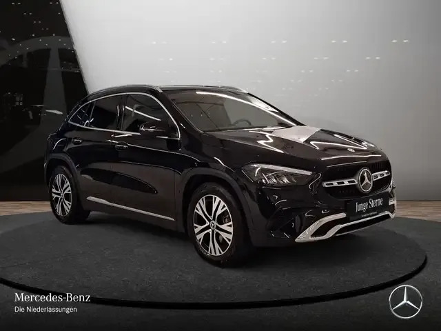 Mercedes-Benz GLA 180