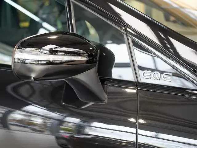 Mercedes-Benz EQE 500