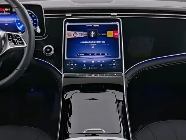 Mercedes-Benz EQE SUV