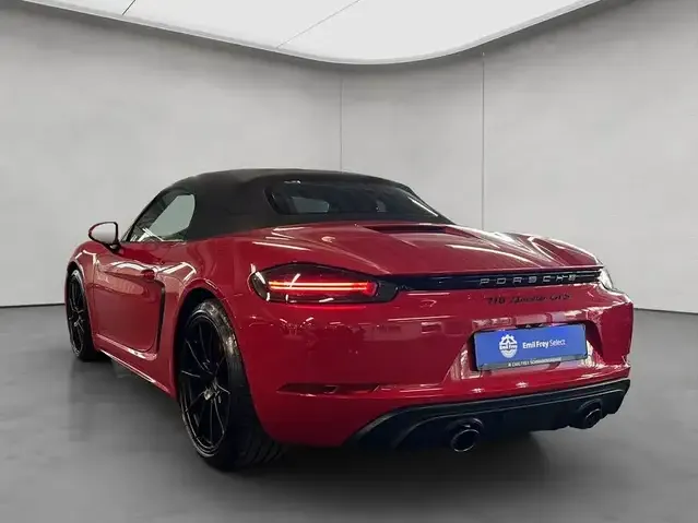Porsche 718
