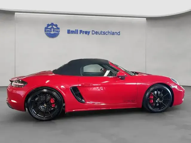 Porsche 718
