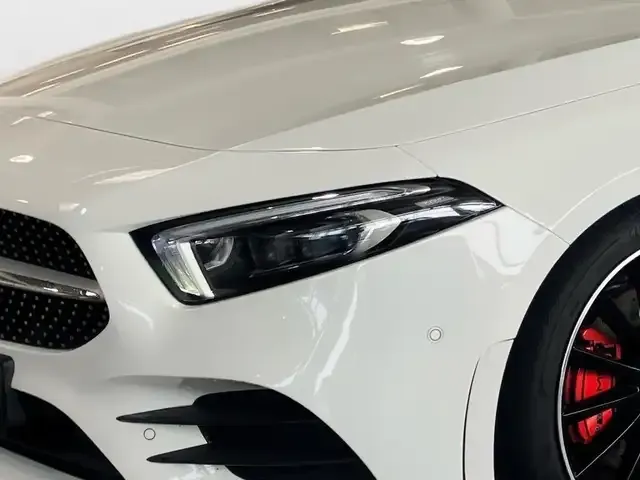 Mercedes-Benz A 220