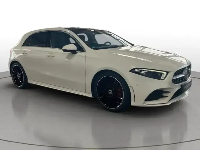 Mercedes-Benz A 220
