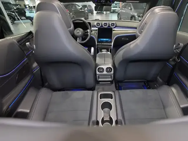 Mercedes-Benz CLE 200