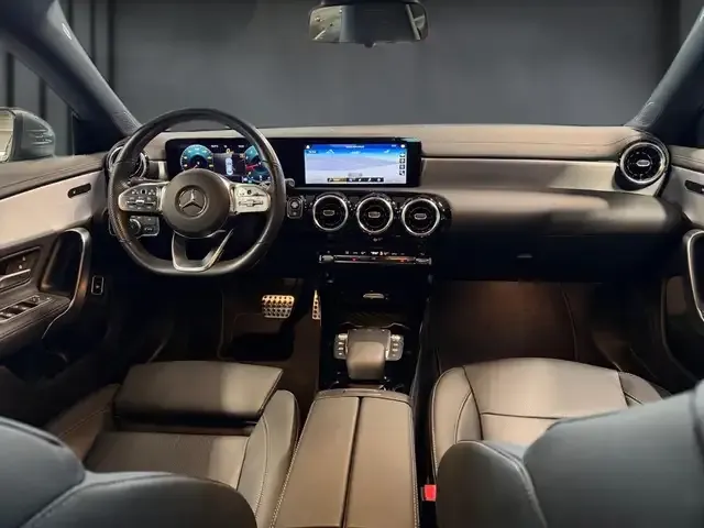 Mercedes-Benz CLA 250