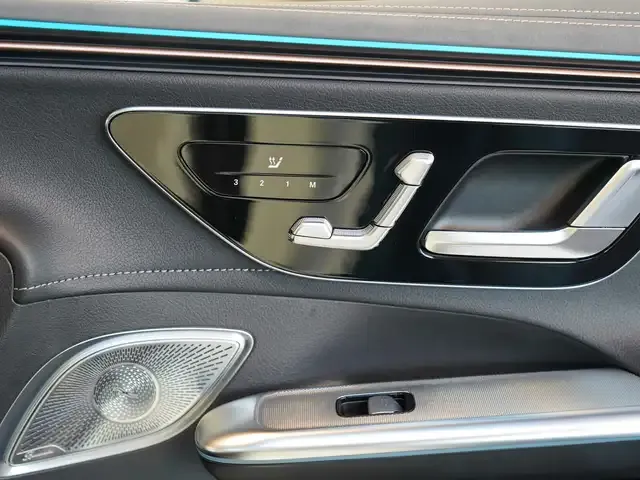 Mercedes-Benz EQE 350