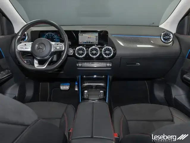 Mercedes-Benz GLA 180