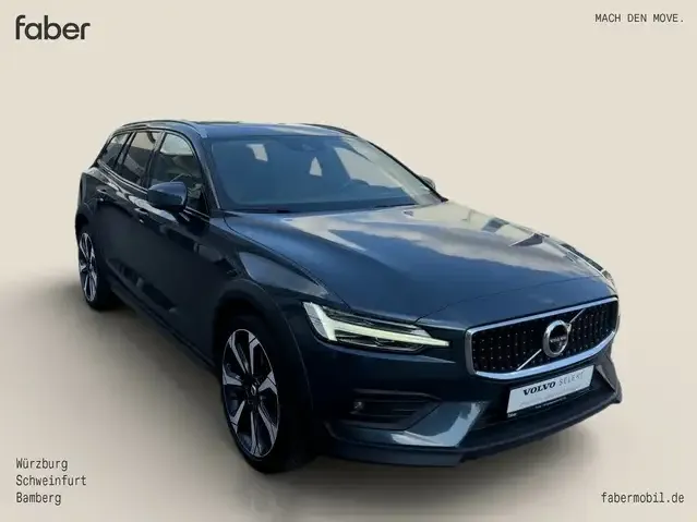 Volvo V60 Cross Country