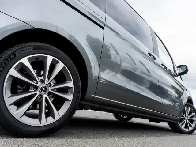 Mercedes-Benz V 250