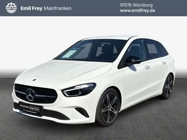 Mercedes-Benz B 180