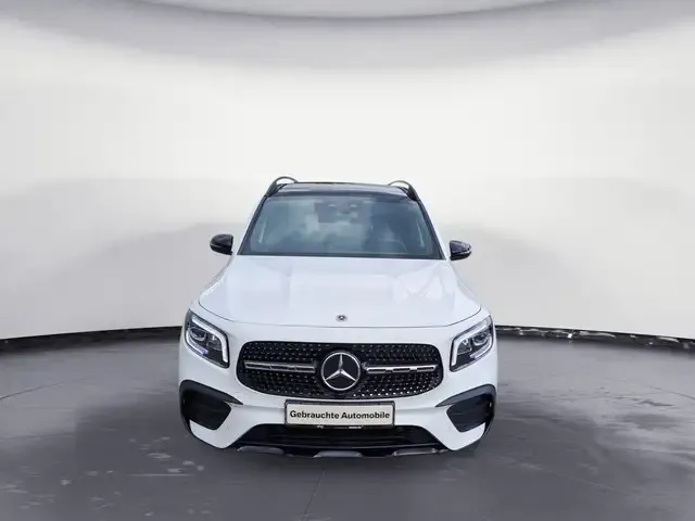 Mercedes-Benz GLB 200