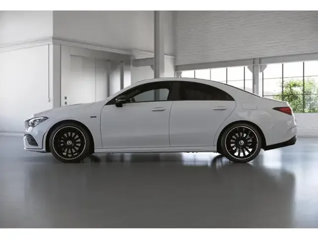 Mercedes-Benz CLA 250