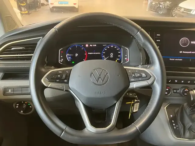 Volkswagen T6.1 Caravelle