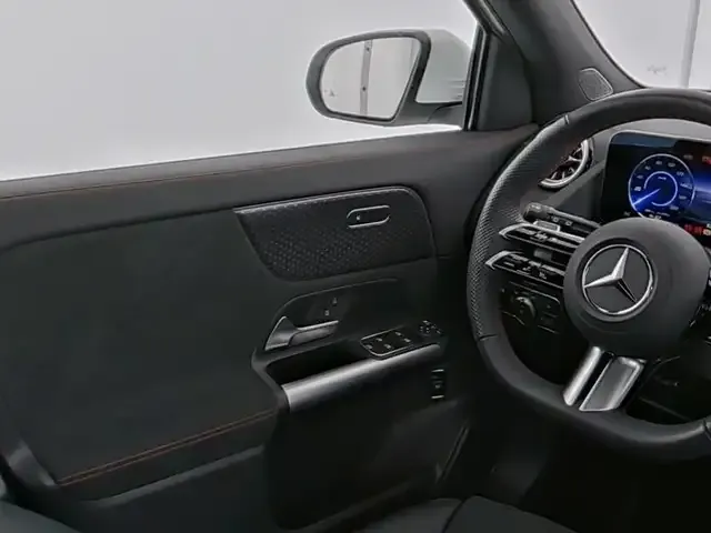 Mercedes-Benz EQA 350