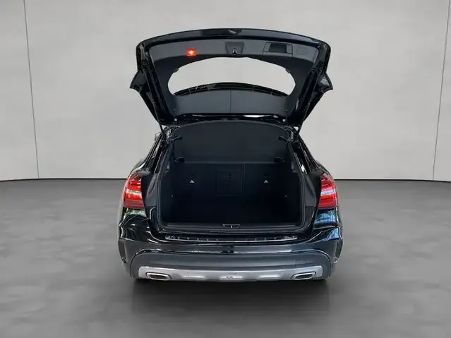 Mercedes-Benz GLA 180