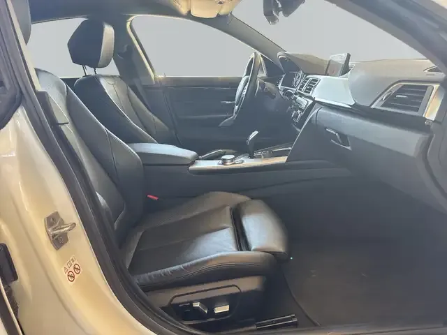 BMW 440