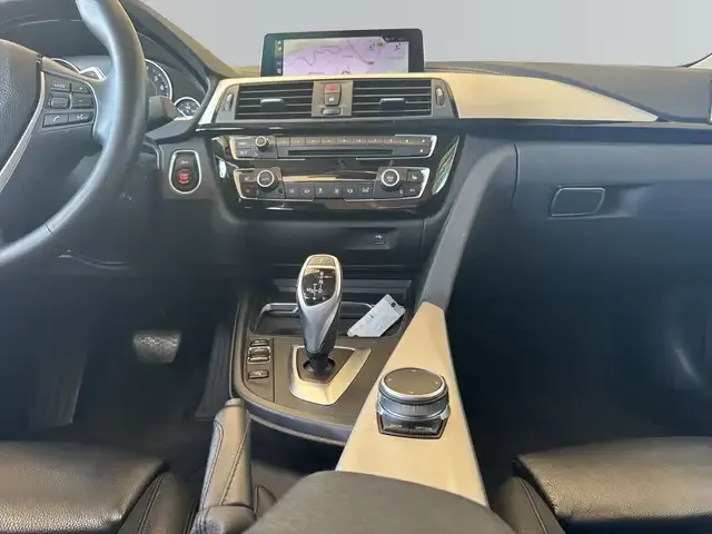 BMW 440